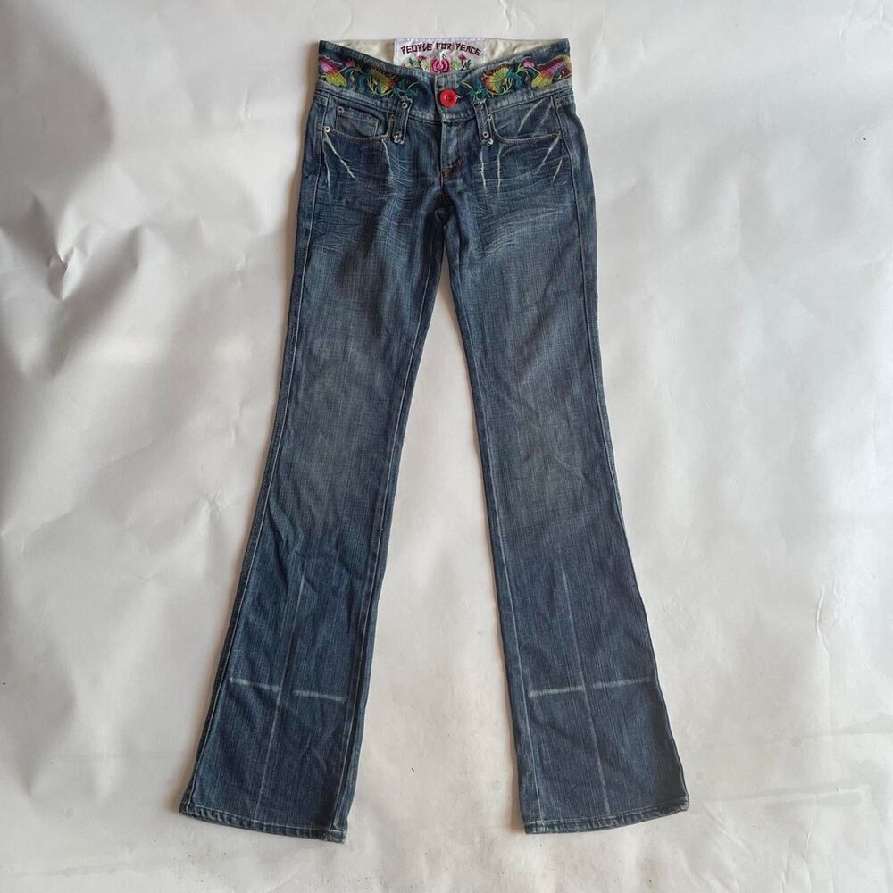 People for peace vintage low